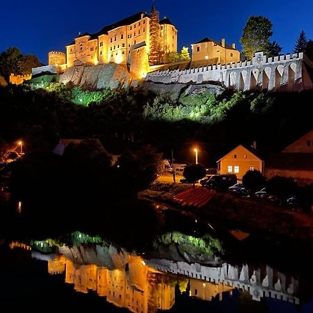 Penzion Na Zastavce เชสกี สเติร์นแบร์ก ภายนอก รูปภาพ